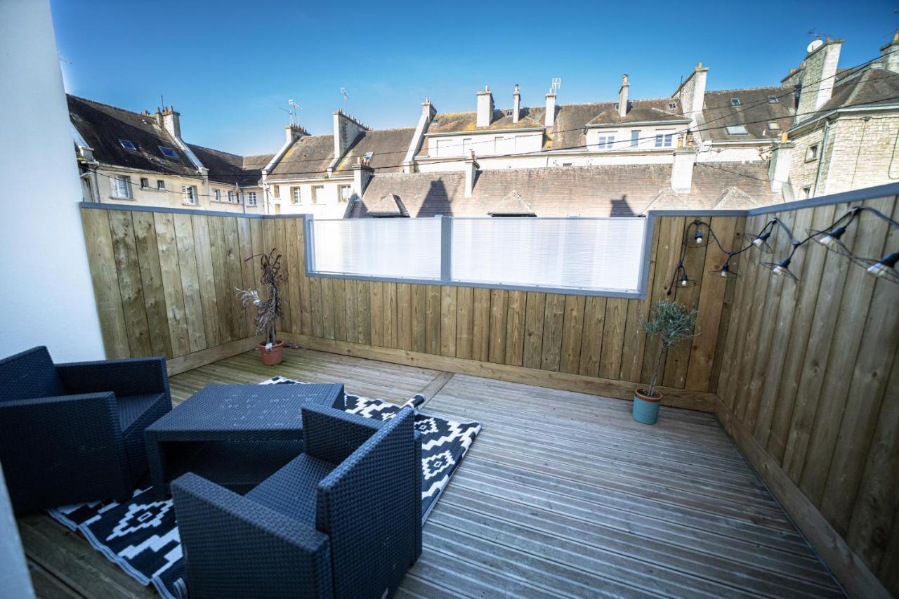 Cabane D'Arlette, Grande Terrasse En Centre-Ville Falaise  Kültér fotó